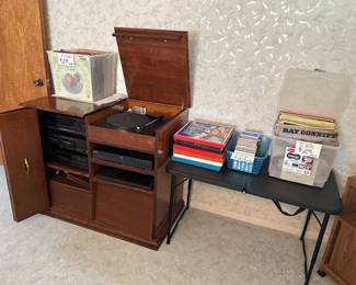 Stereo System in Wood Cabinet