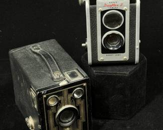 Antique cameras - Kodak / Brownie