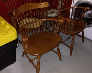 Ethan Allen Windsor style chairs four available 