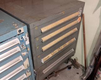 Tool Chest from American Airlines 
On wheels.  In garage 
Very heavy.  Bring ramps to load