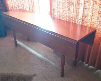 6' long , drop leaf table great condition 