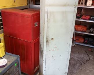 Metal cabinet 
Garage 
