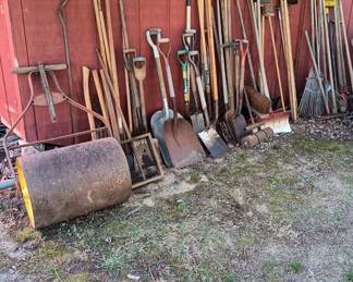 Yard and garden tools 