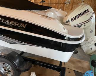 Larson 17’ Open Bow Boat w/115 HP Evinrude Motor (excellent condition)