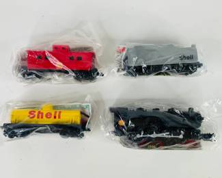 Atlas HO Scale Shell Collector's Display Train Cars