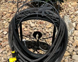Metal hose holder
