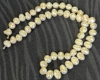 Freshwater pearl strand (no clasp)