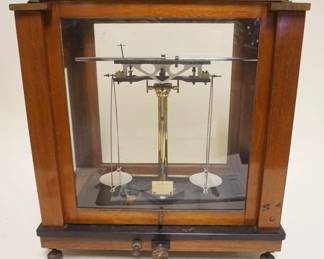 1072	ANTIQUE LABORATORY BALANCE SCALE, VOLAND & SONS IN MAHOGANY CASE, NEW ROCHELLE N.Y., APPROXIMATELY 9 1/2 IN X 16 1/2 IN X 18 IN H
