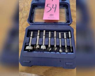 Lot 54: Irwin router bit set