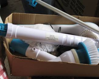 Hurricane Spin Scrubber