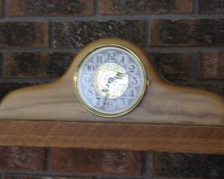 Mantle Clock