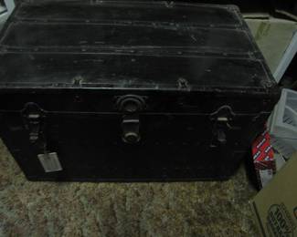 Old Trunk - Good