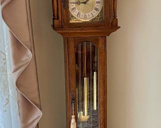 Grandfather clock $100
76hx16wx10d