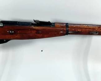Russia / Inter Ordnance M44 Nagant Carbine 7.62x54 Bolt Action Rifle SN# RU5806, Attached Bayonet, Mfg 1946