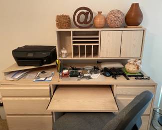 Sturdy, Multi-Functional Home Office Table or Work Station