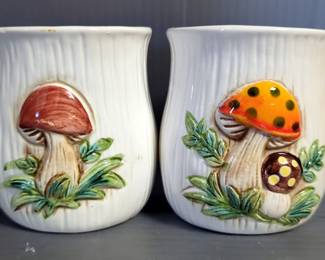 Sears Roebuck And Co 1917 Mushroom Coffee Mugs, Qty 4, With Salt & Pepper Shakers, Campbells Tomato Soup Ceramic Platter, And More, Qty 9
