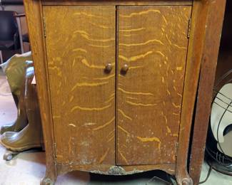Antique Tiger Oak Record Cabinet On Casters, 28" x 20" x 22"
