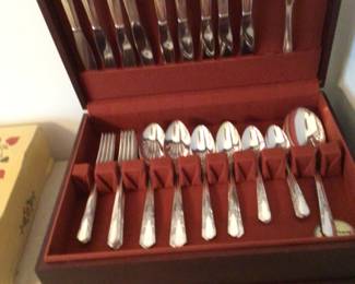 Oneida Community "Margate" flatware set, 35 pieces w/ chest. $200.