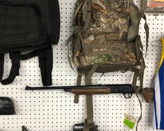 Airsoft rifle and vintage bb gun