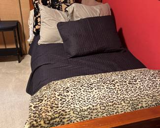 Trundle bed - twin size on both mattresses