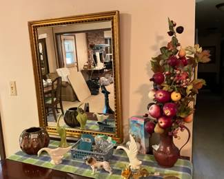 Decor and great mirror