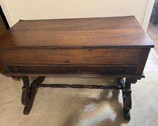 Antique desk with top closed