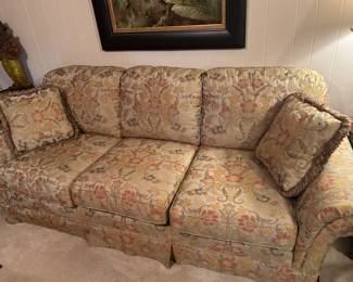 Sofa in den
