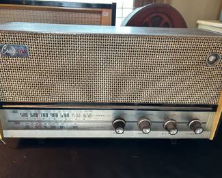 Vintage Craig radio