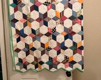 One of several beautiful quilts-Most are immaculate