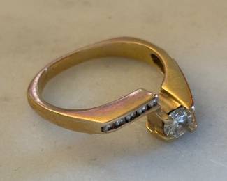 Gorgeous diamond ring