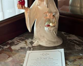 Lenox- Try An Apple Dearie.