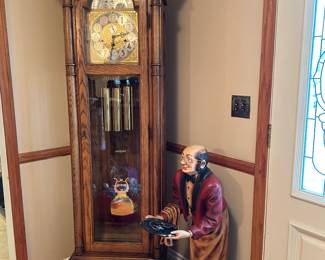 Ridgeway Grandfather clock. Must see. 