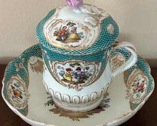 Meissen chocolate cup, cover and saucer. 