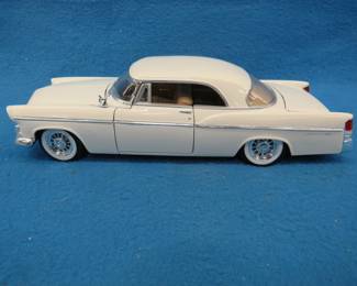 Lot 287. Maisto 1956 Chrysler 300b.  1:18 scale die-cast car