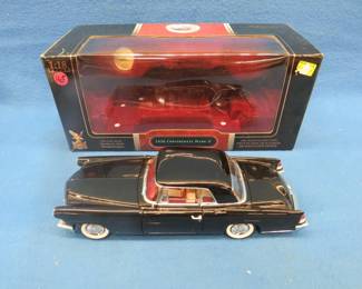 Lot 143. Road Signature 1956 Lincoln Continental Mark II.  1:18 scale die-cast car.