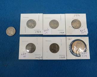 Lot 81. Variety of US coins as described: