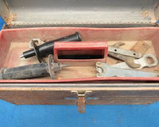 Lot 385. Toolbox with two grinders and accessories
