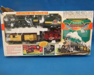 Lot 103. New Bright electric train set.  Appears to be new in the box.