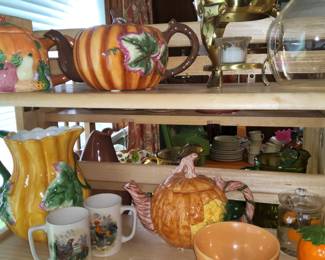 Tea pots, misc fall items