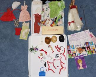 Midge with Barbie case , some clothes, accessories lot