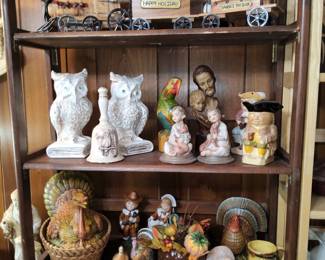 Fall items, owls bookends