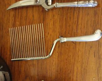 STERLING SILVER CAKE CUTTER