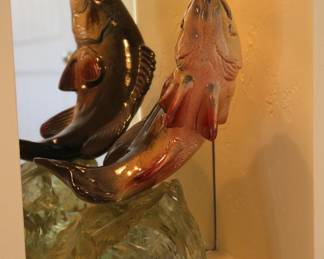 SIGNED BY THE ARTIST FISH SCULPTURE ON GLASS BLOCK PEDESTAL