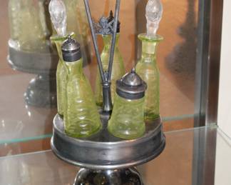 Uranium glass set