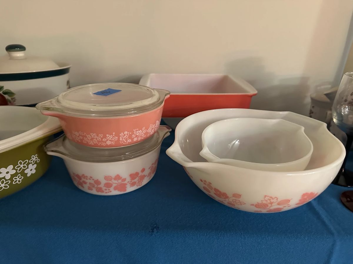 OPTIONS Estate Sales Pyrex, Keyboards,... starts on 4/13/2024