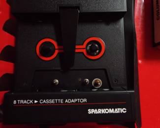 8 track cassette adaptor