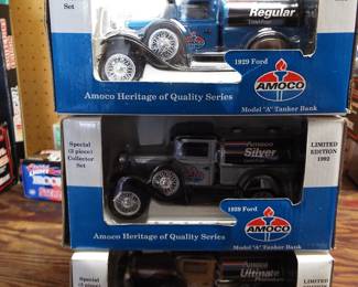 Amoco Collector Banks