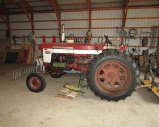 Farmall 460 tractor