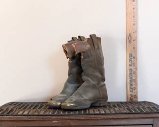 Old Children's leather boots. +/- 130 years old.