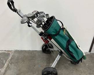 CT090Set Of Spalding Golf Clubs  Rolling Caddy
